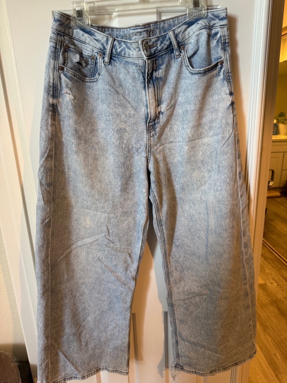 American Eagle women’s loose jeans 12